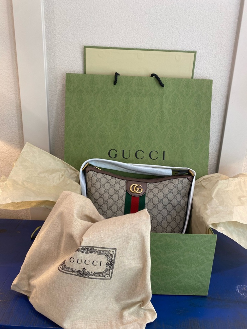 Authentically Beautiful - Gucci Ophidia GG (Small) Shoulder Bag with Stripe - Picture 2 of 13